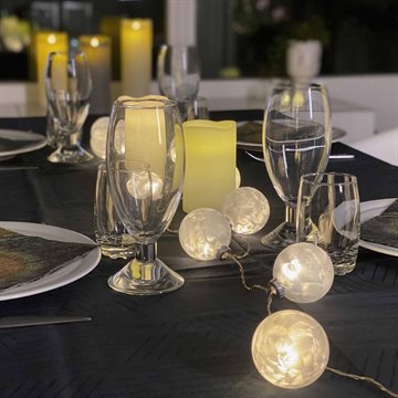 Lyskæde med 10 hvide kugler fra tyske Grundig GRUN-871125216286H